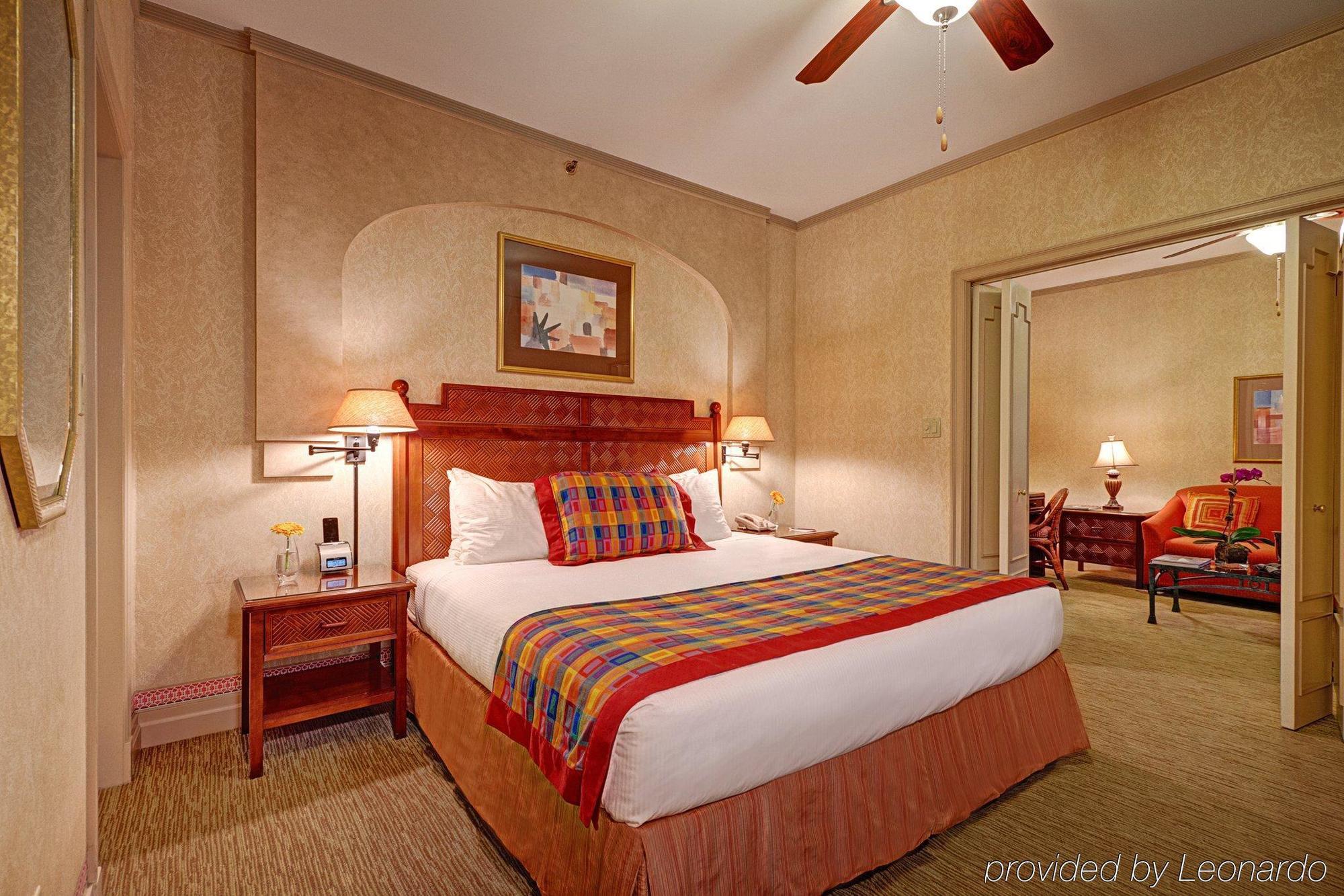 卡萨布兰卡By Library Collection Hotel 4*